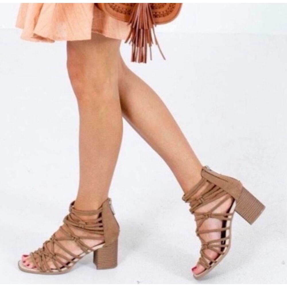 DV by Dolce Vita Adira Boho Knotted Strappy Heeled Sandals Size 6.5.